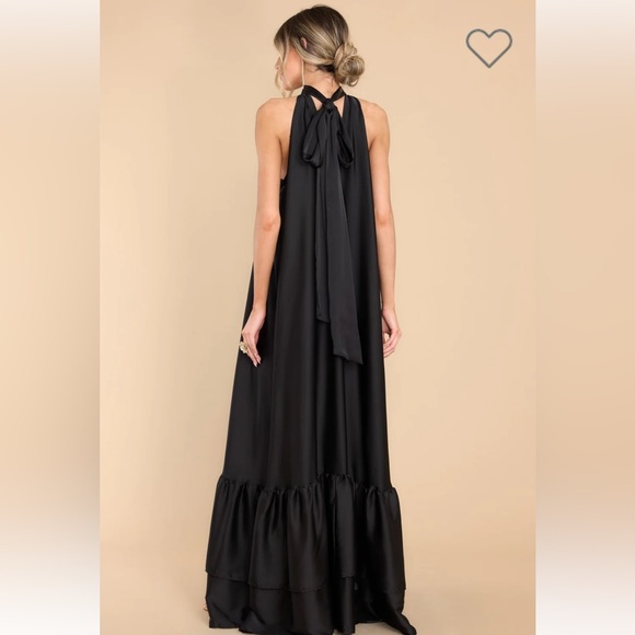 Formal dress - Picture 2 of 3